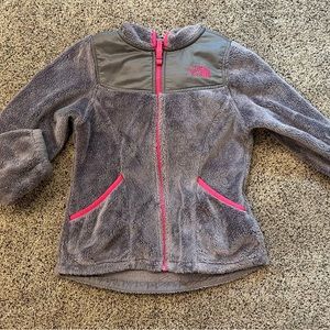 North Face Fleece Jacket. Size Small (7-8). Great Condition.
